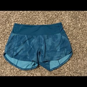 Lululemon Speed up short 4”